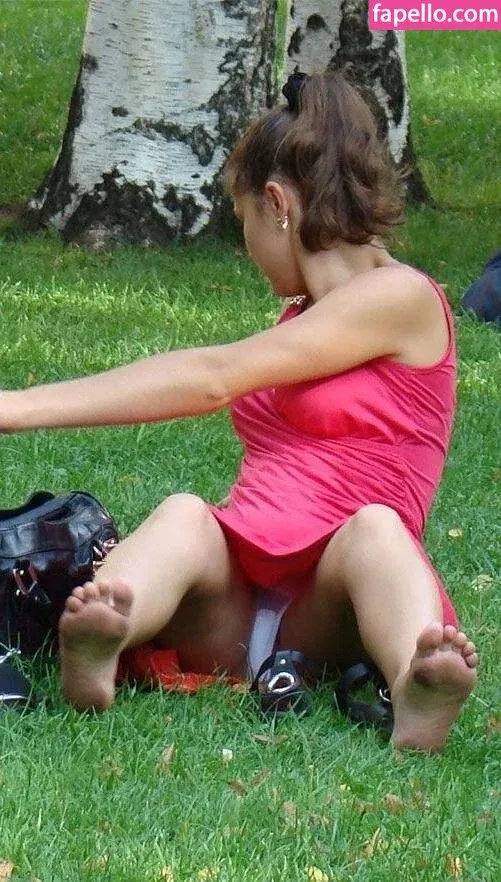 Upskirt - Candids Onlyfans Photo Gallery 