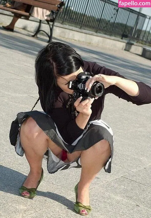 Upskirt - Candids Onlyfans Photo Gallery 