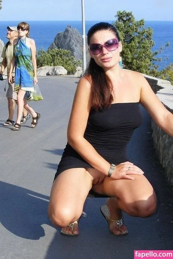 Upskirt - Candids Onlyfans Photo Gallery 