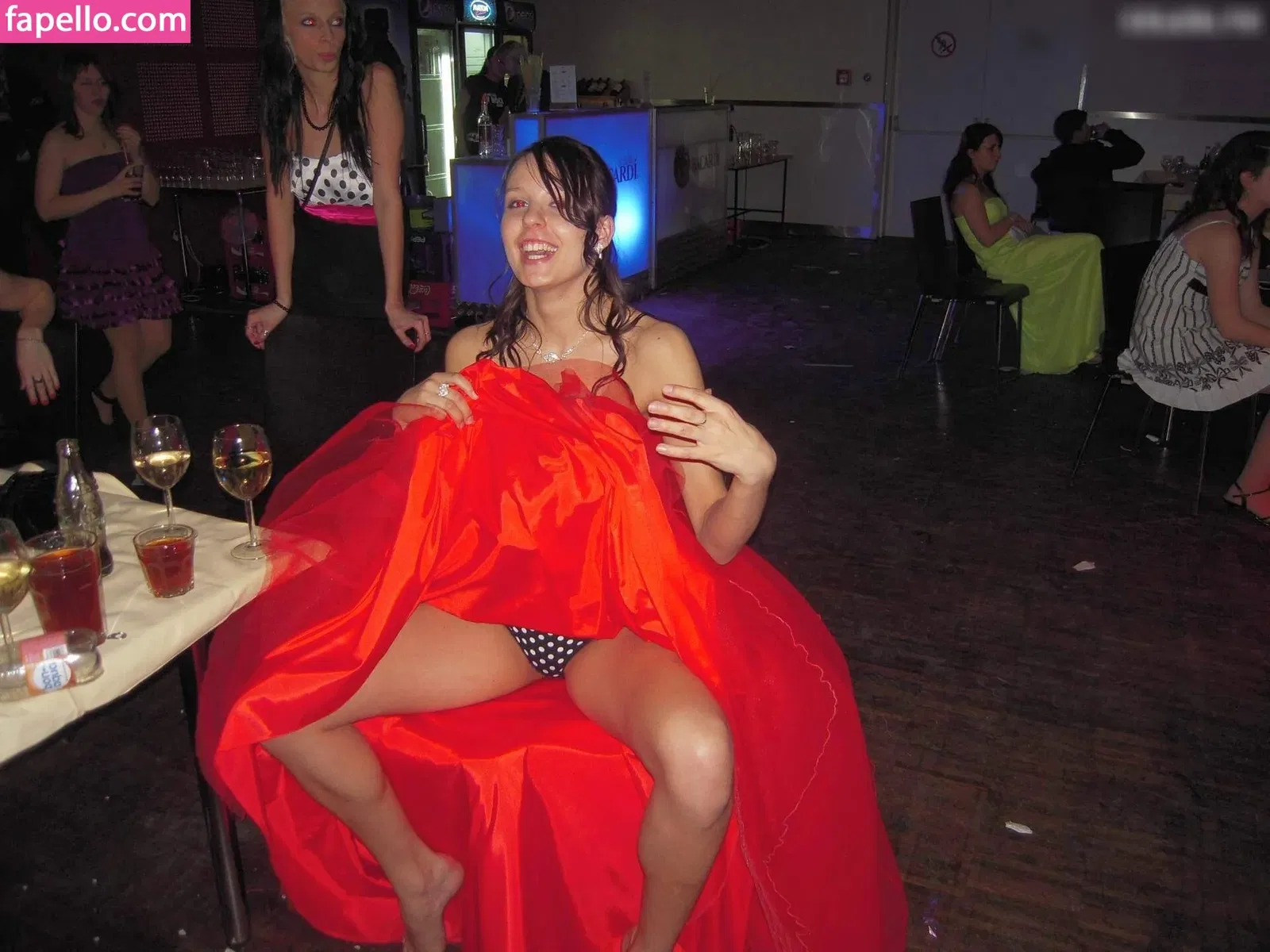 Upskirt - Candids Onlyfans Photo Gallery 