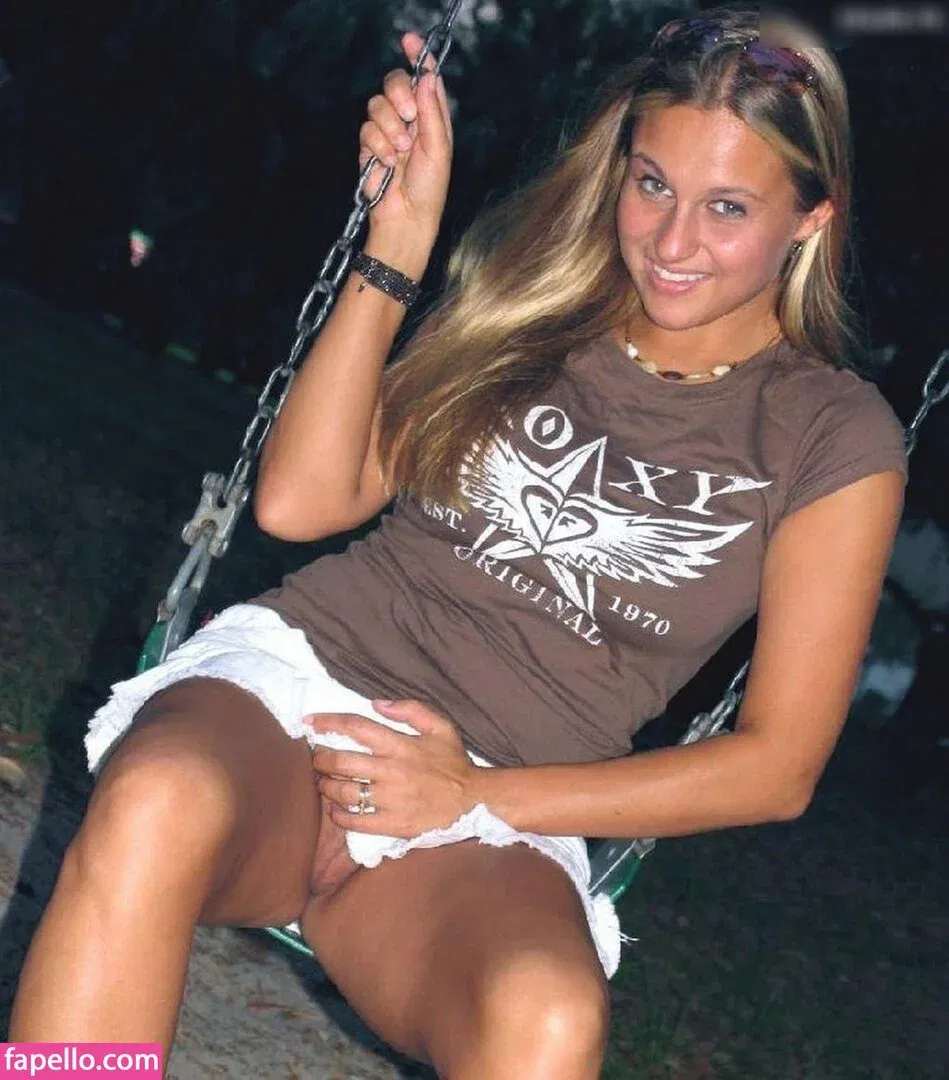 Upskirt - Candids Onlyfans Photo Gallery 