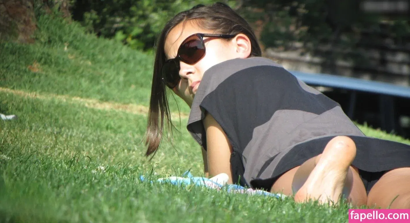 Upskirt - Candids Onlyfans Photo Gallery 