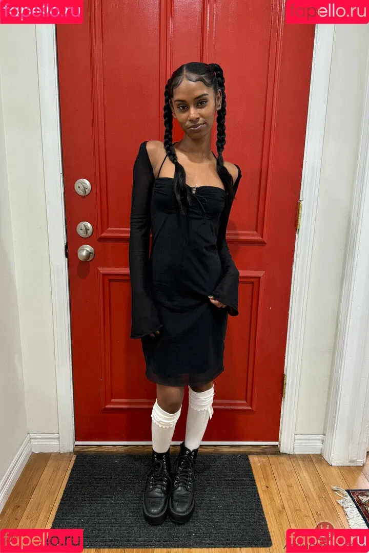 Fae Love Onlyfans Photo Gallery 