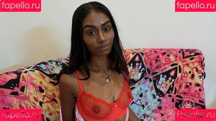 Fae Love Onlyfans Photo Gallery 