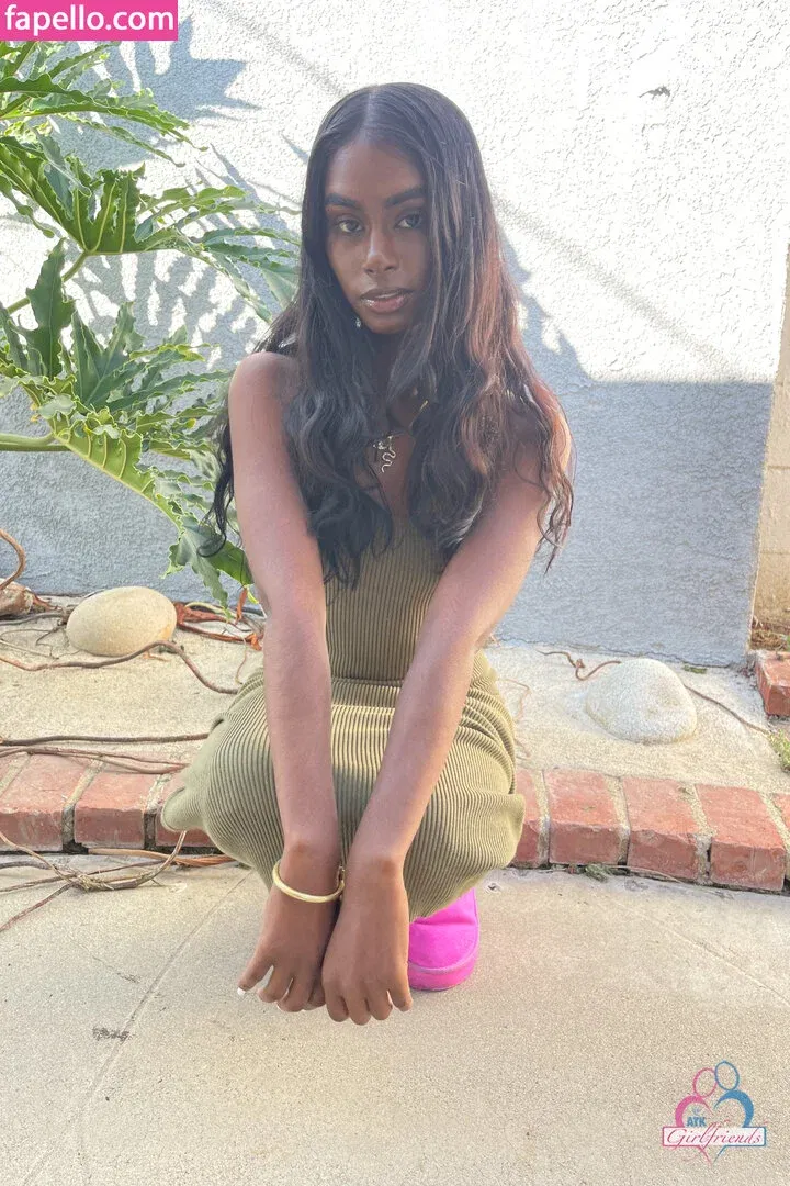 Fae Love Onlyfans Photo Gallery 