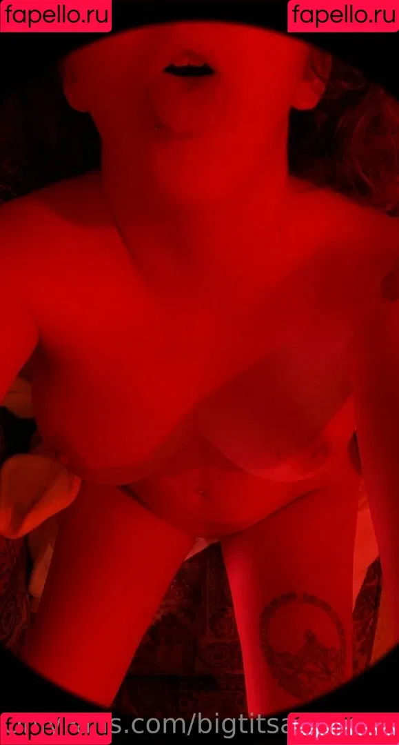 bigtitsandchains Onlyfans Photo Gallery 