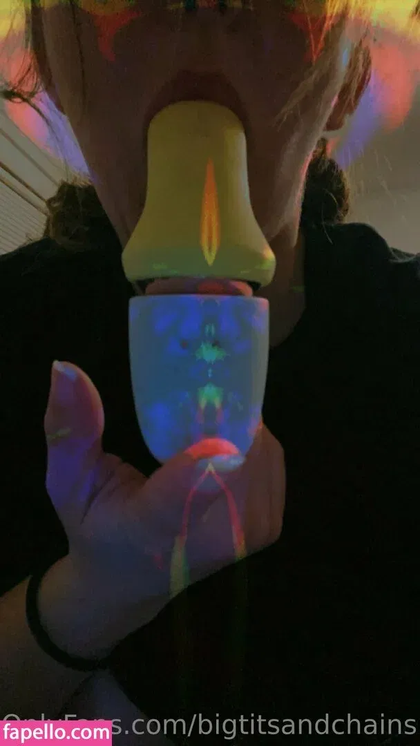 bigtitsandchains Onlyfans Photo Gallery 