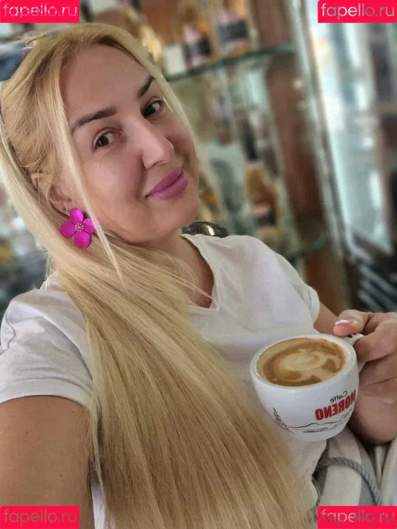 MariaRichi Onlyfans Photo Gallery 