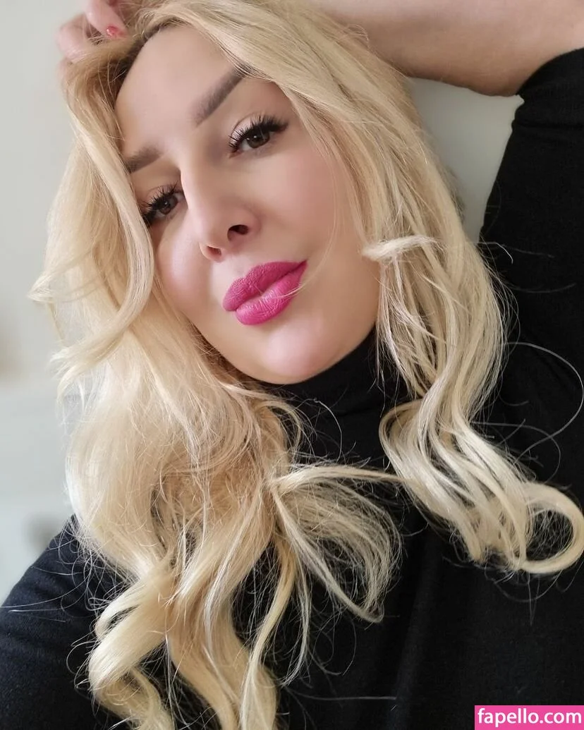 MariaRichi Onlyfans Photo Gallery 