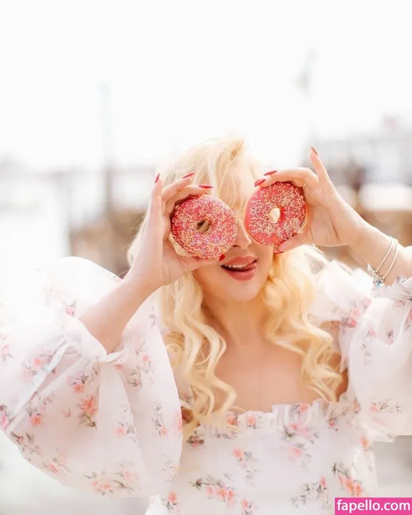 MariaRichi Onlyfans Photo Gallery 