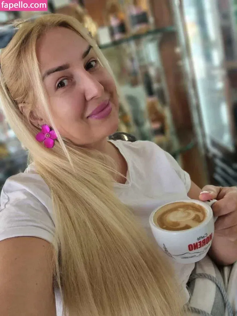 MariaRichi Onlyfans Photo Gallery 