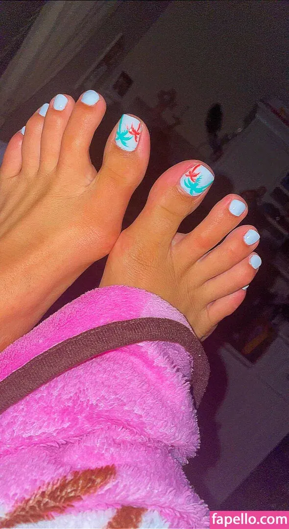 Zoey Kouskousakis Onlyfans Photo Gallery 