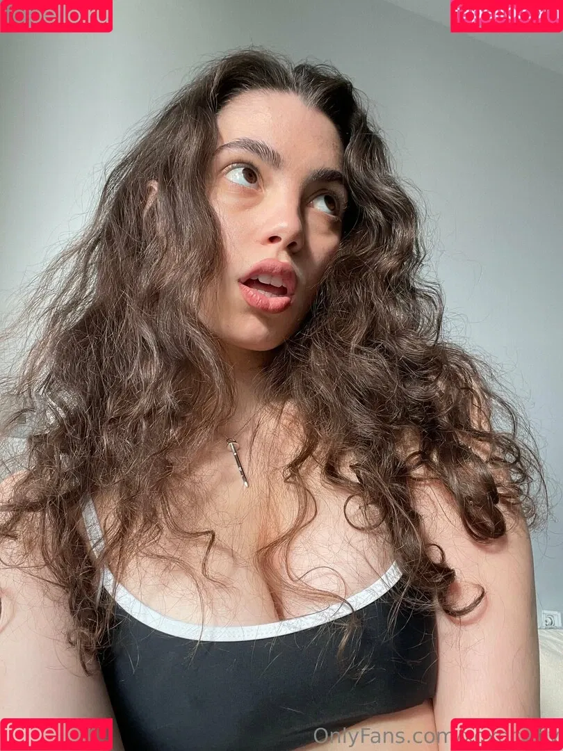 Wowthisisalice Onlyfans Photo Gallery 