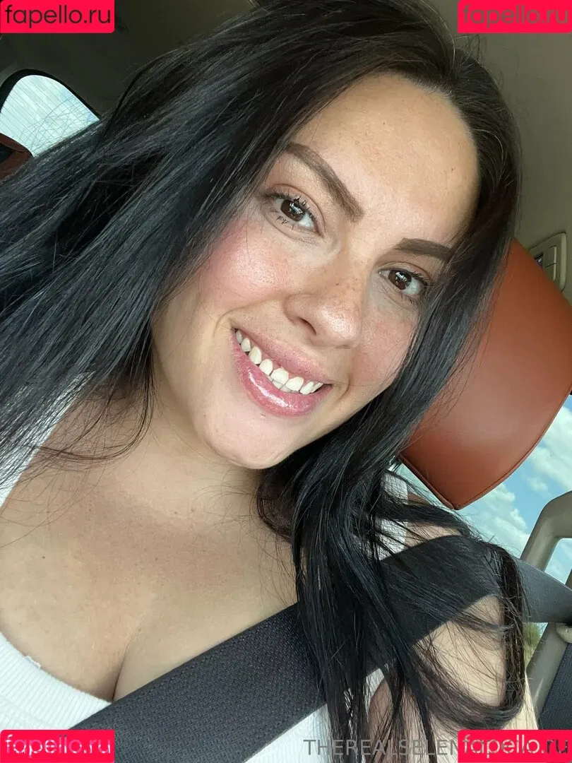 therealselenaloca Onlyfans Photo Gallery 