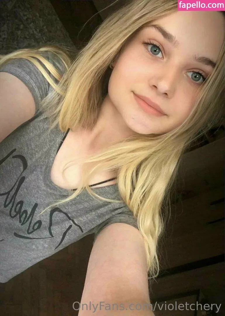 violetchery Onlyfans Photo Gallery 