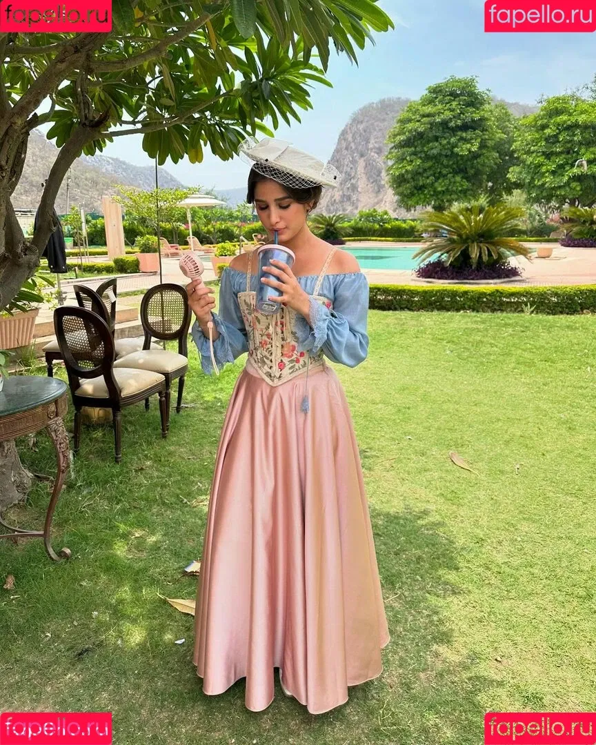 Rasha Thadani Onlyfans Photo Gallery 