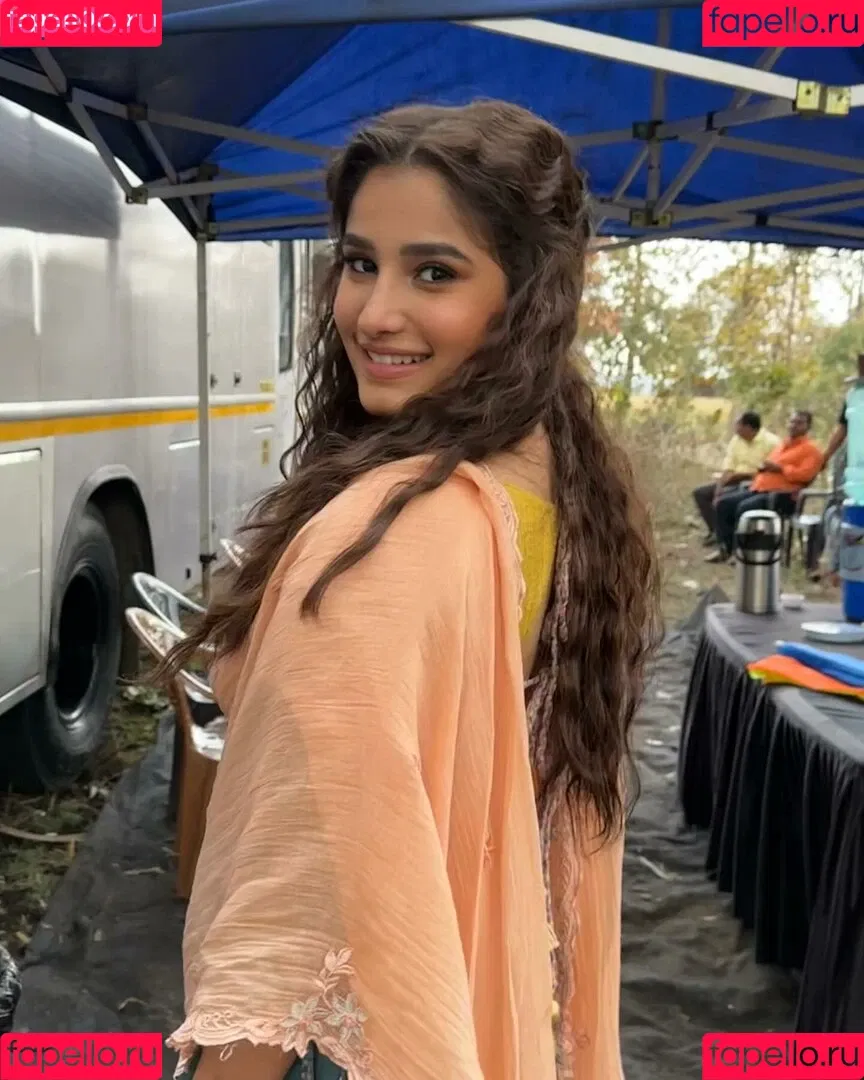 Rasha Thadani Onlyfans Photo Gallery 