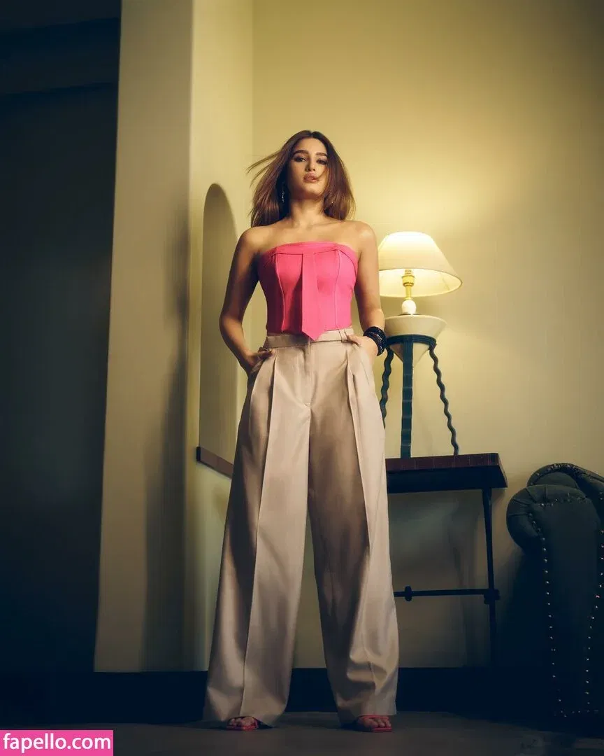 Rasha Thadani Onlyfans Photo Gallery 