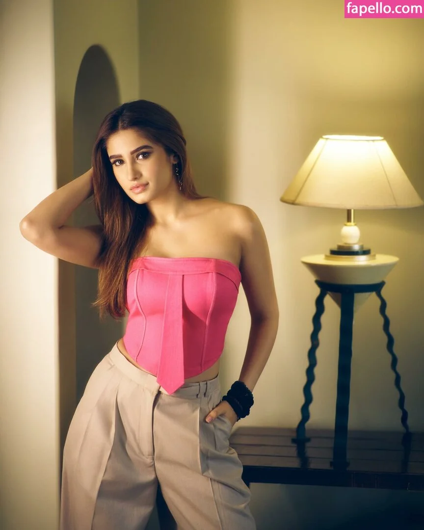 Rasha Thadani Onlyfans Photo Gallery 