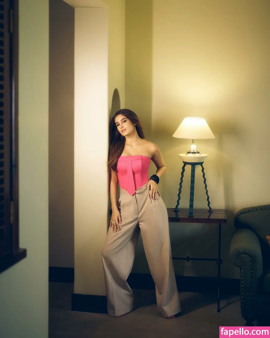 Rasha Thadani Onlyfans Photo Gallery 