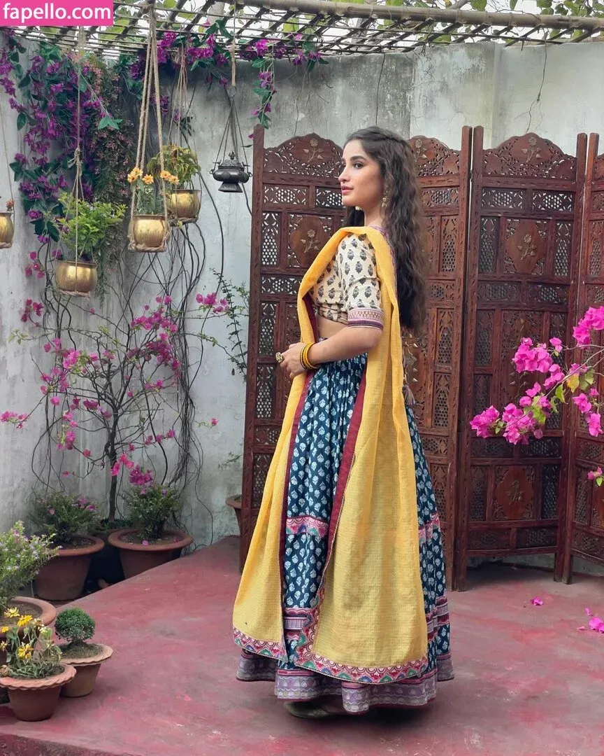 Rasha Thadani Onlyfans Photo Gallery 