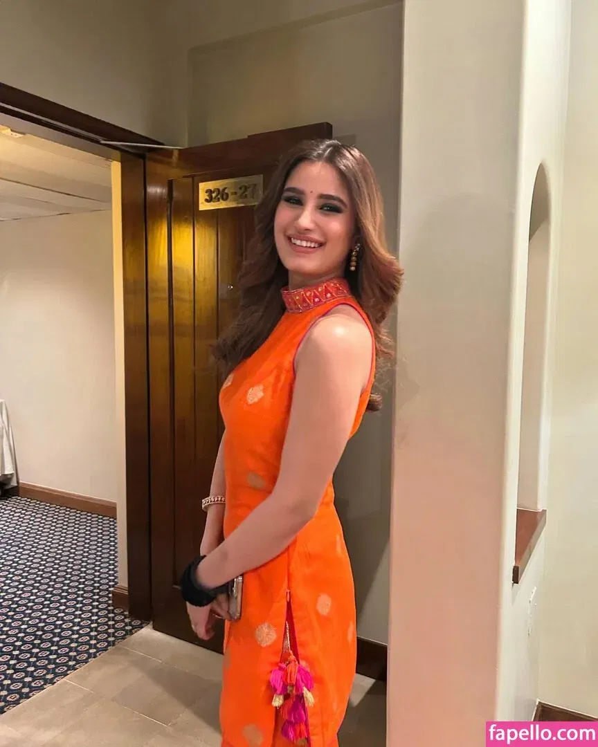 Rasha Thadani Onlyfans Photo Gallery 