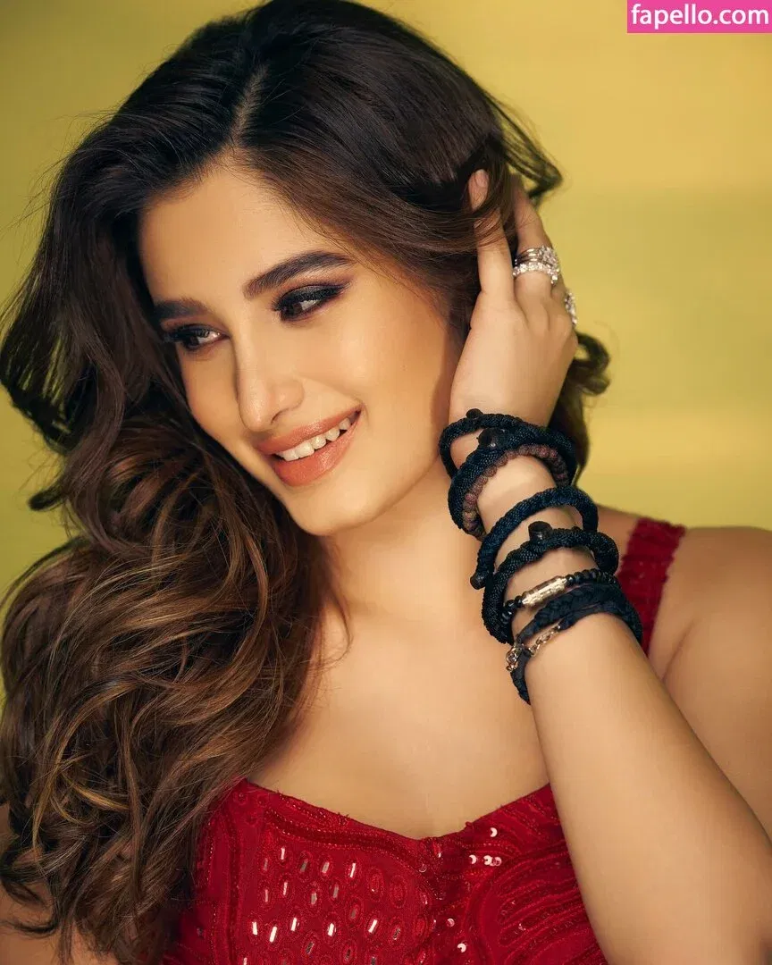 Rasha Thadani Onlyfans Photo Gallery 