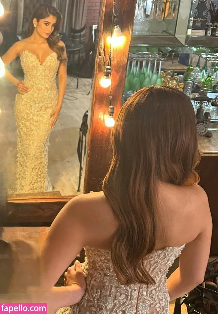 Rasha Thadani Onlyfans Photo Gallery 