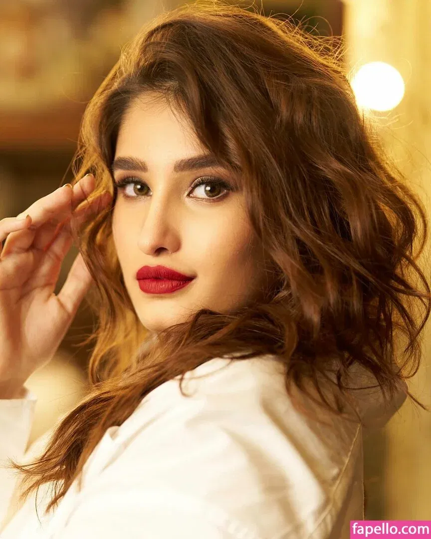 Rasha Thadani Onlyfans Photo Gallery 