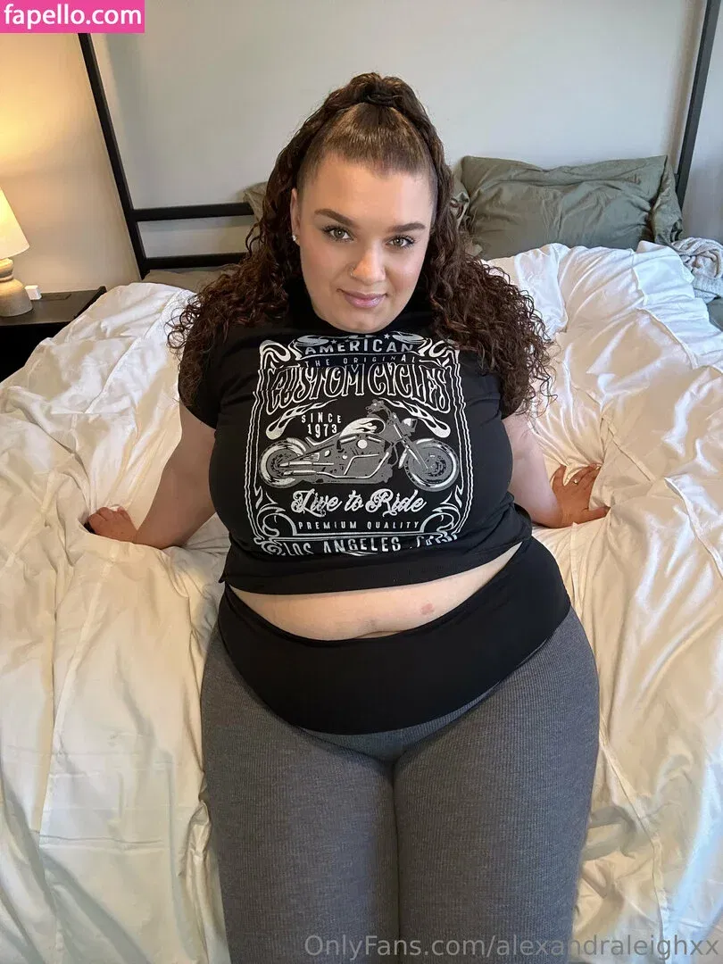 alexandraleighxx Onlyfans Photo Gallery 