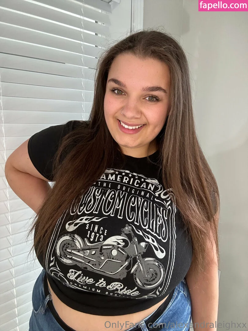 alexandraleighxx Onlyfans Photo Gallery 