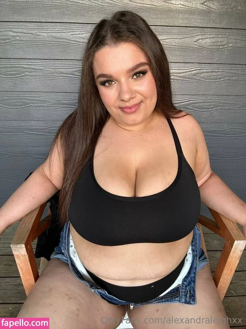 alexandraleighxx Onlyfans Photo Gallery 