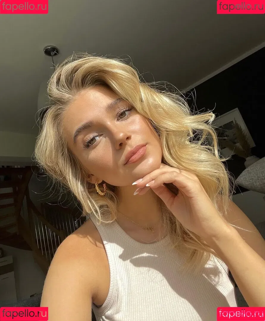 Lara Spengler Onlyfans Photo Gallery 