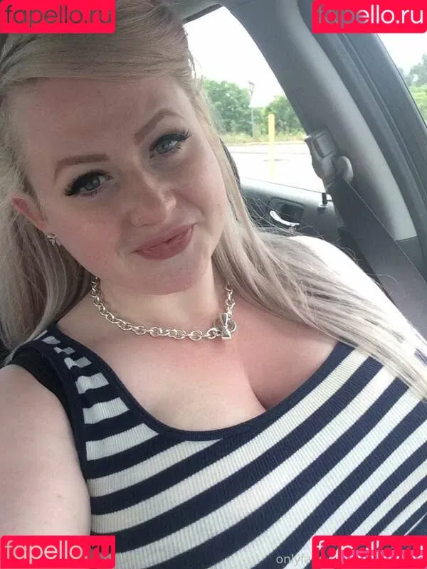 Elle The Belle Onlyfans Photo Gallery 