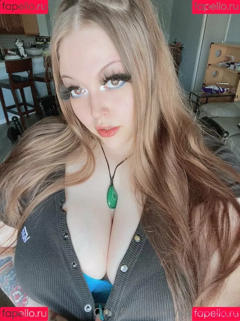 SoloQQ420 Onlyfans Photo Gallery 