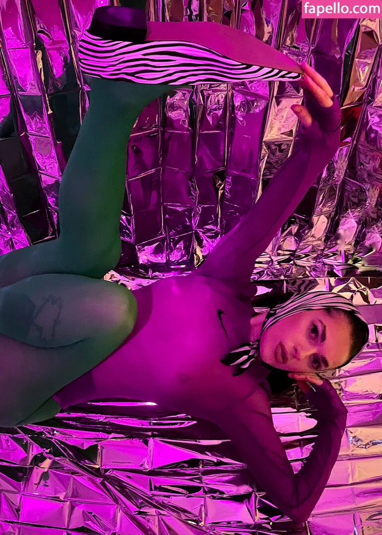 N1kenudes Onlyfans Photo Gallery 