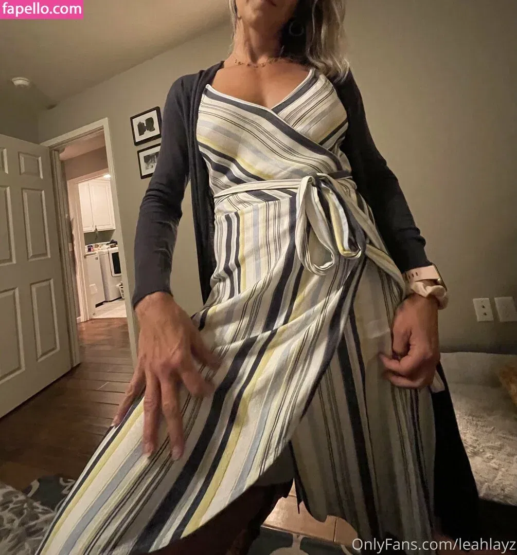 leahlayz Onlyfans Photo Gallery 