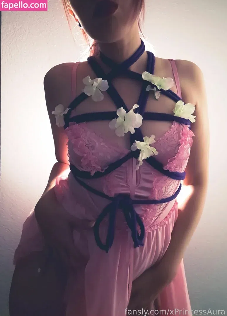 xPrincessAura Onlyfans Photo Gallery 