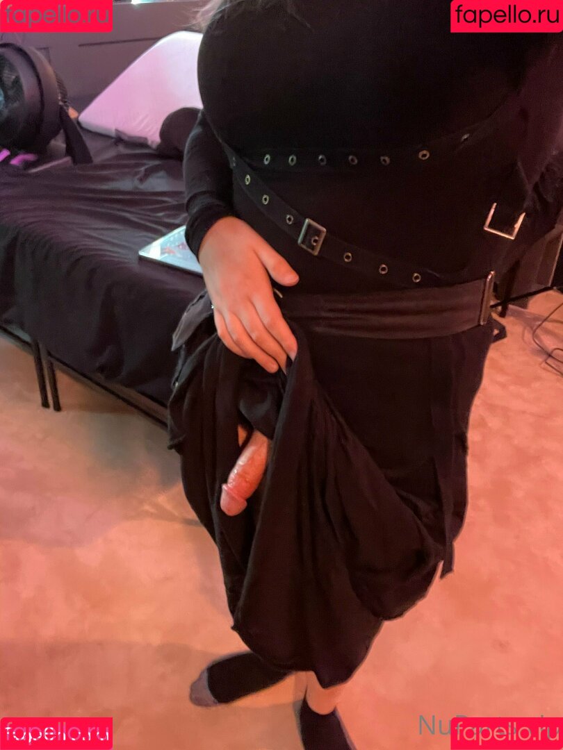 nuparts Onlyfans Photo Gallery 