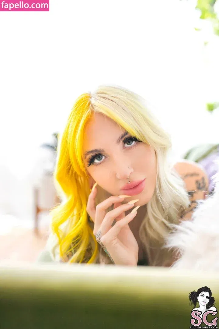 Lavendir Onlyfans Photo Gallery 