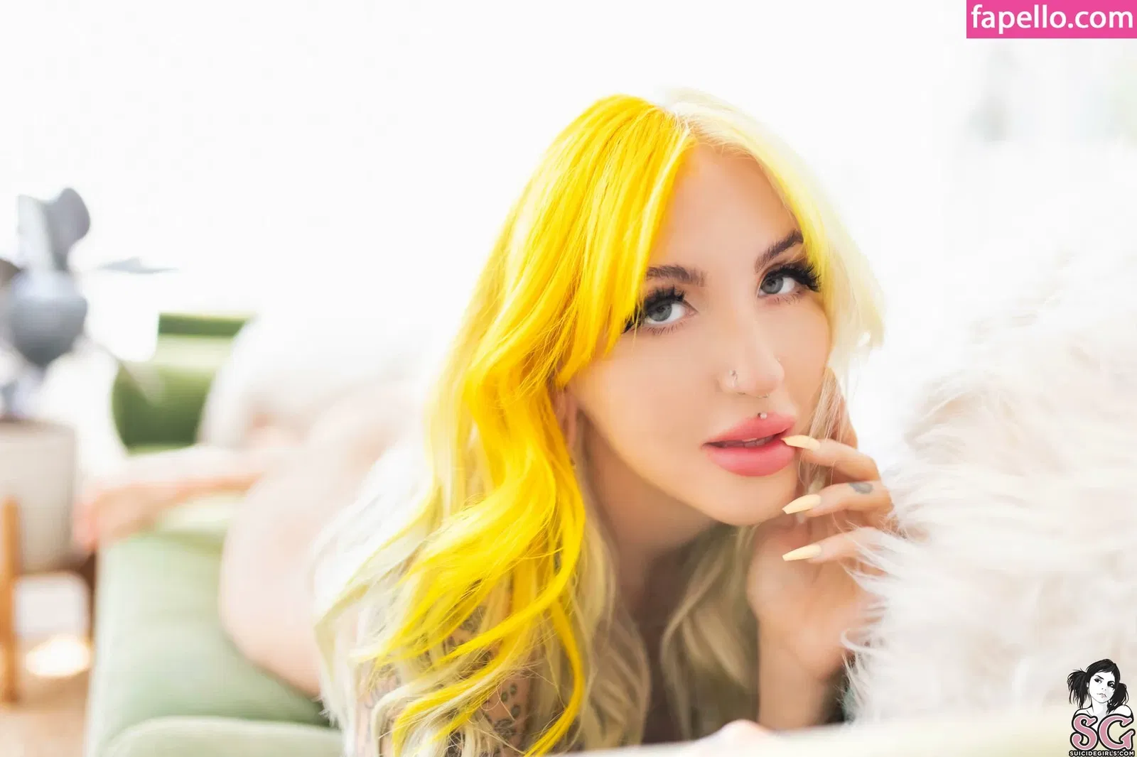 Lavendir Onlyfans Photo Gallery 