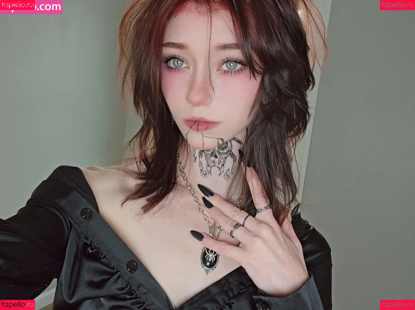 Celebi.cos Onlyfans Photo Gallery 