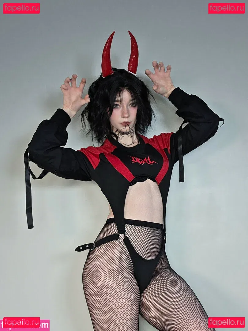 Celebi.cos Onlyfans Photo Gallery 