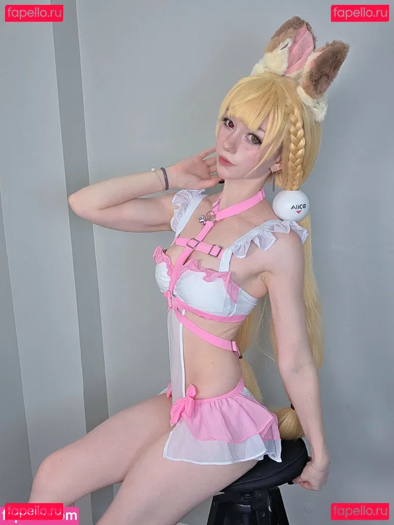 Celebi.cos Onlyfans Photo Gallery 