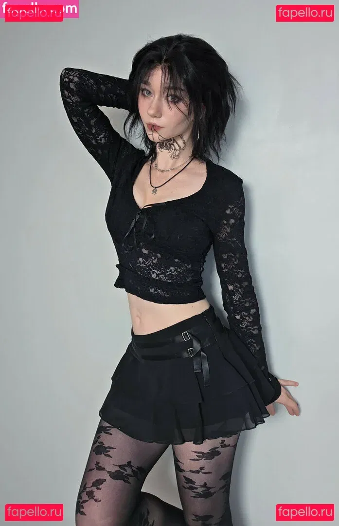 Celebi.cos Onlyfans Photo Gallery 