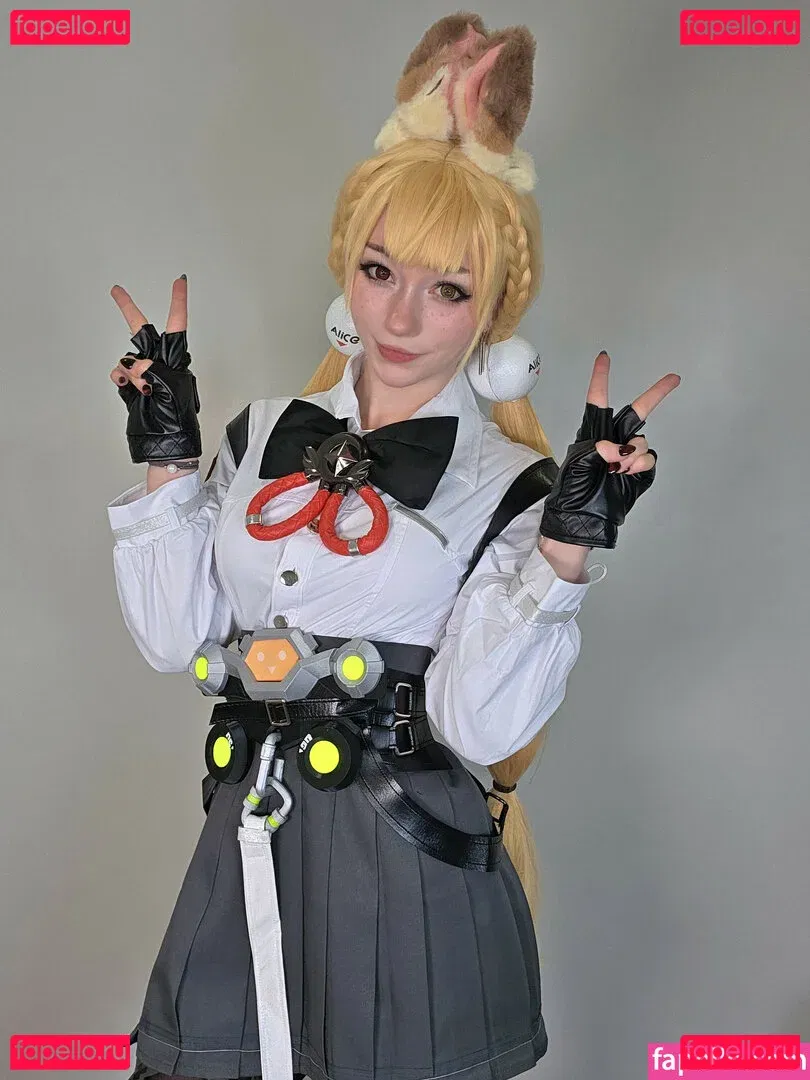 Celebi.cos Onlyfans Photo Gallery 