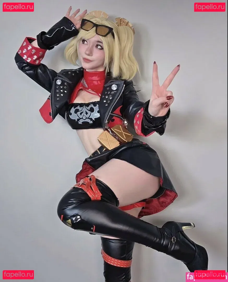 Celebi.cos Onlyfans Photo Gallery 