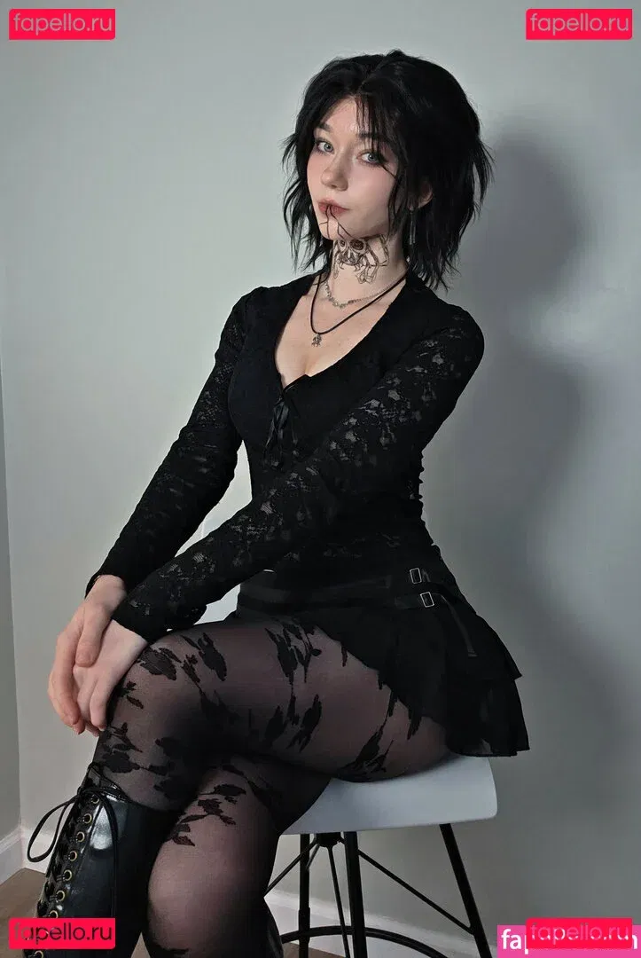 Celebi.cos Onlyfans Photo Gallery 