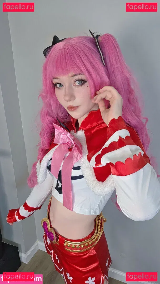 Celebi.cos Onlyfans Photo Gallery 