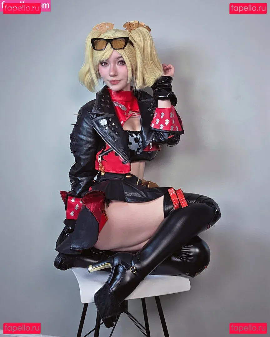 Celebi.cos Onlyfans Photo Gallery 